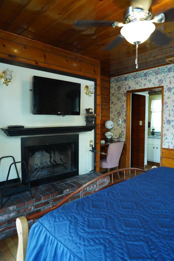 Hillcrest Suites & Cabins Big Bear Lake Exteriör bild