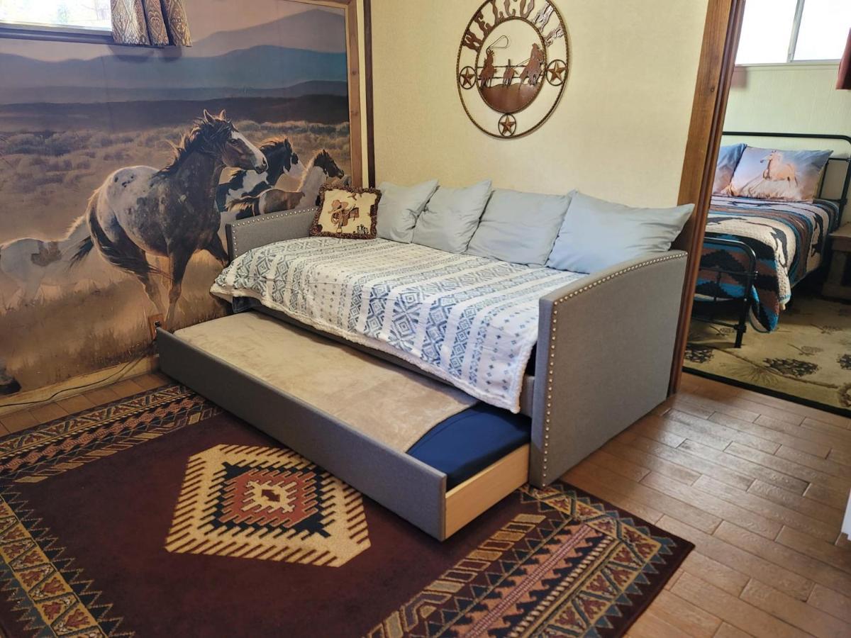 Hillcrest Suites & Cabins Big Bear Lake Exteriör bild