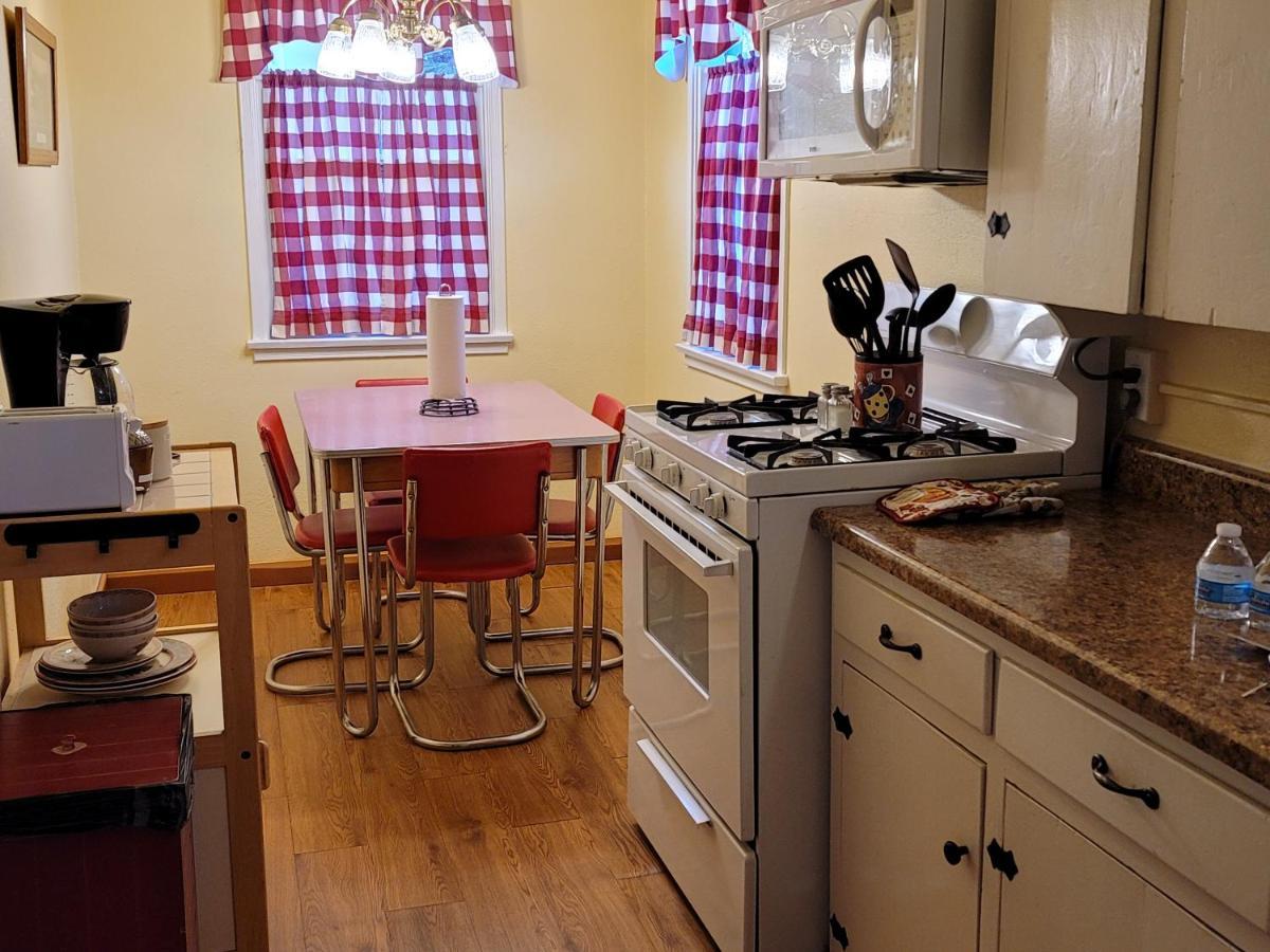 Hillcrest Suites & Cabins Big Bear Lake Exteriör bild