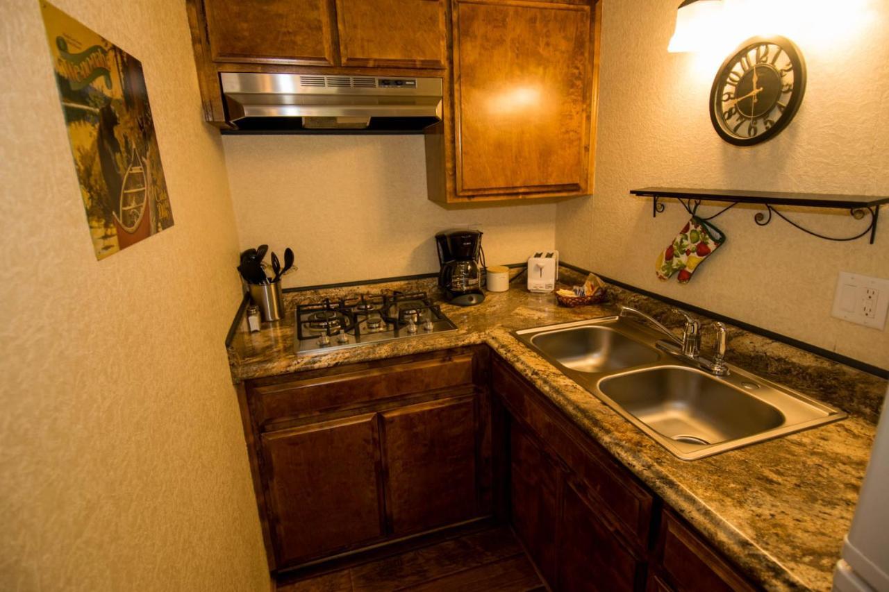 Hillcrest Suites & Cabins Big Bear Lake Exteriör bild