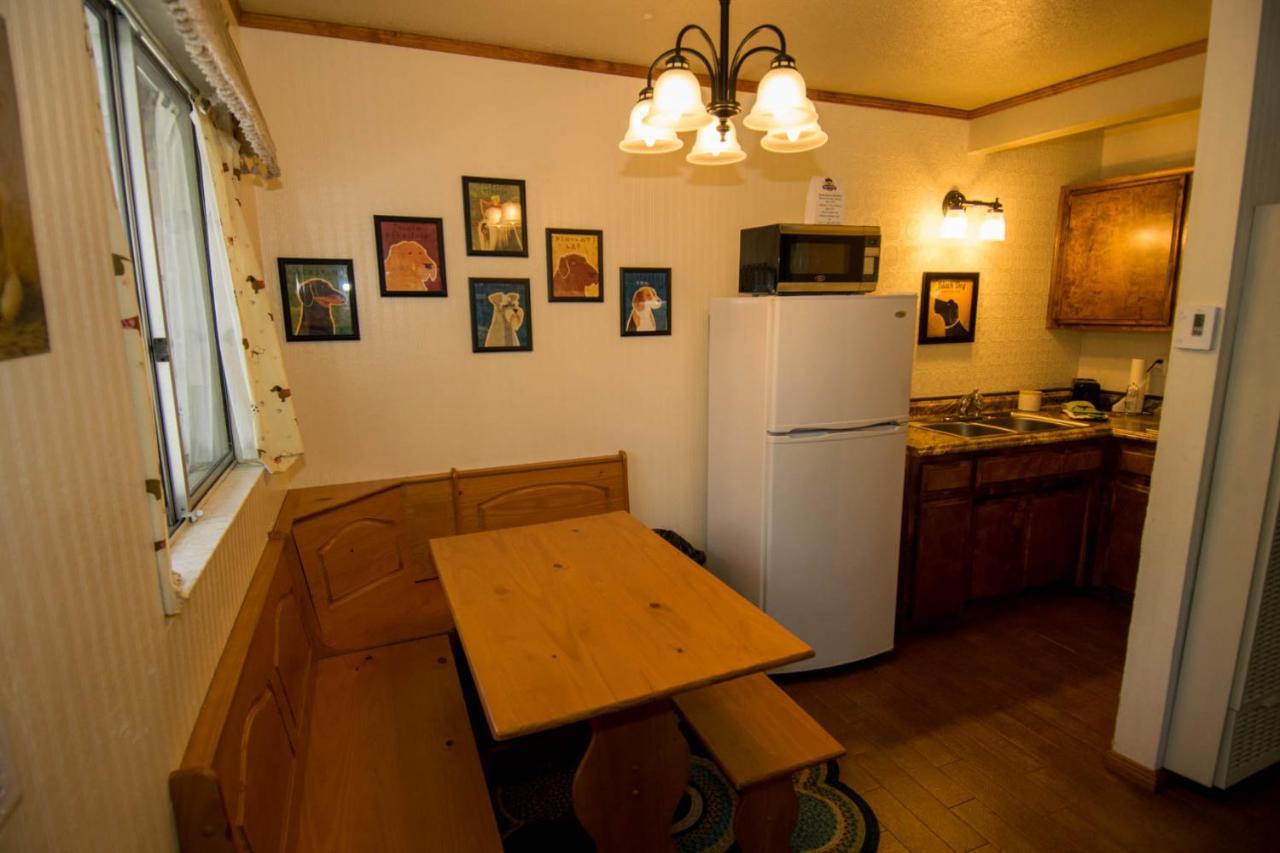 Hillcrest Suites & Cabins Big Bear Lake Exteriör bild